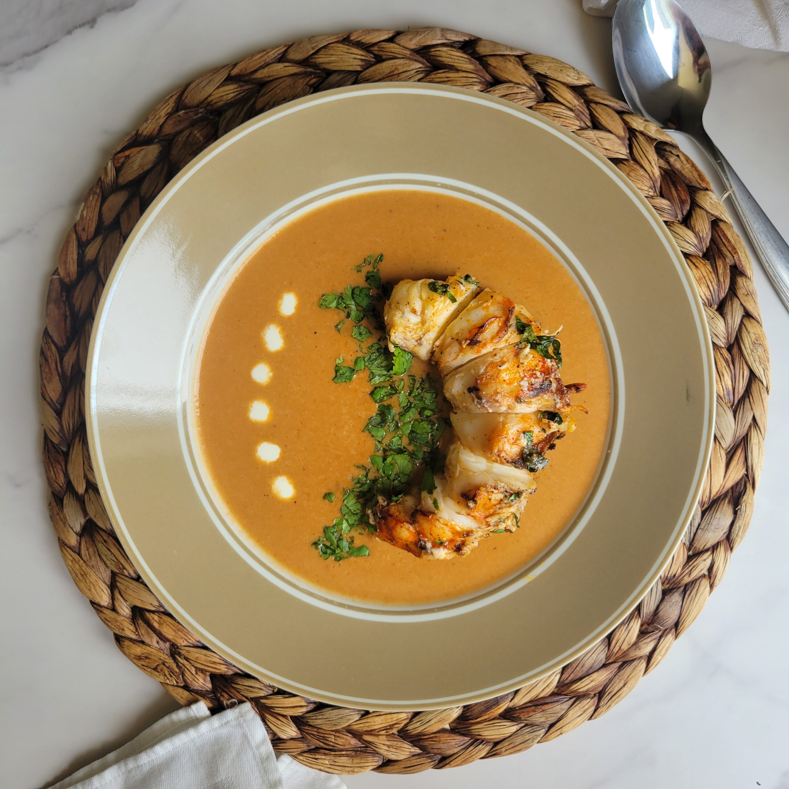 Read more about the article Lobster Bisque (French bisque de homard maison)